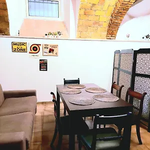 trastevere-in-music.it-romehotels.com/